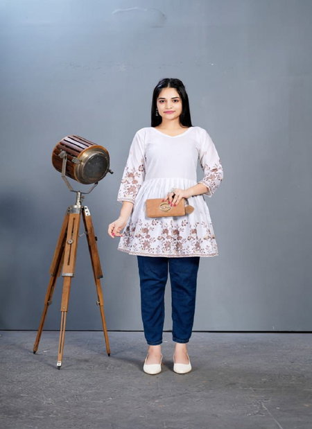 Maanvii By Rasili Nx Heavy Cotton With Digital Print Top Wholesalers In India
